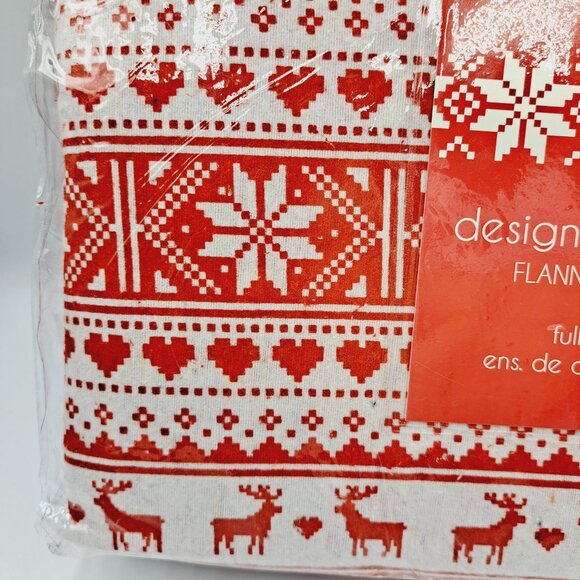 Winter Holiday Red & White Flannel Full Sheet Set - Picture 3 of 7
